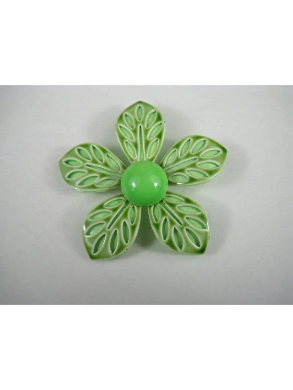 Vintage 1960s Green Enamel Flower Leaf Brooch Pin MOD Mid Century Statement